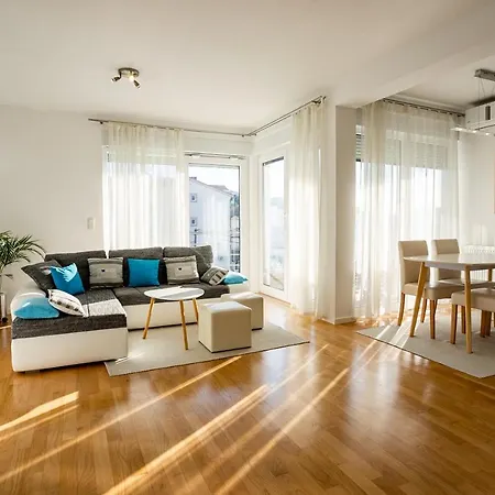 Aqua Apartment