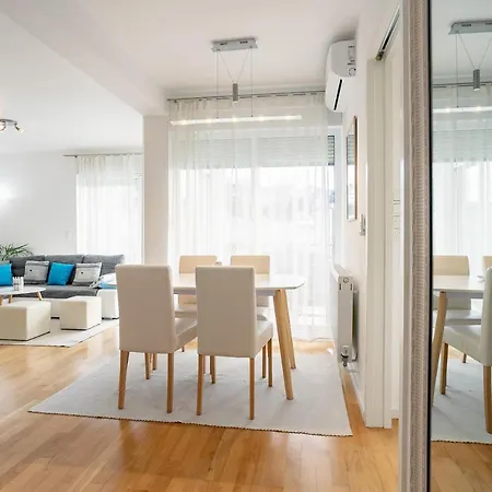 Aqua Apartment